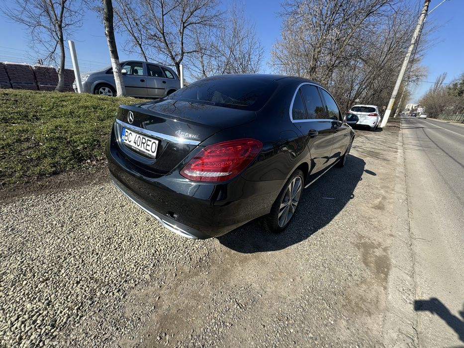 Mercedes 250 4matic 2016