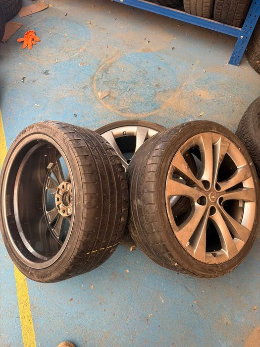 Jante auto de vânzare – mai multe modele și dimensiuni