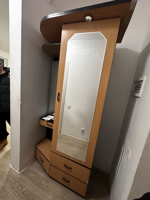 Отдам даром два шкафа