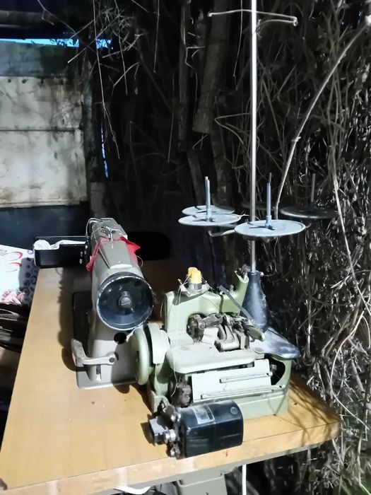 Шевна машина и оверлог