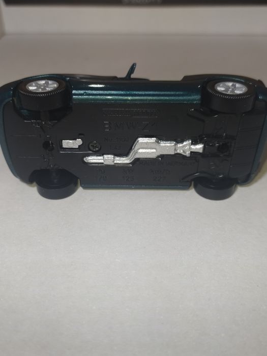 Масштабная модель BMW Z1