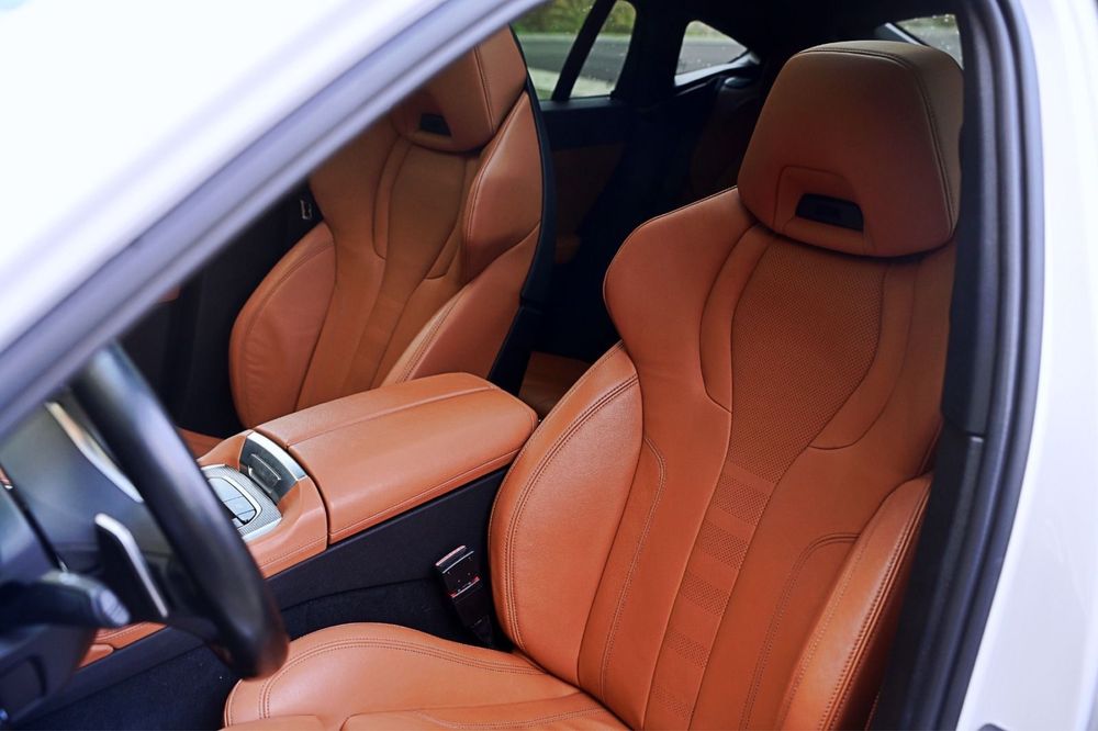 BMW X6 M perfomance Km reali Trapa luminata grila luminata