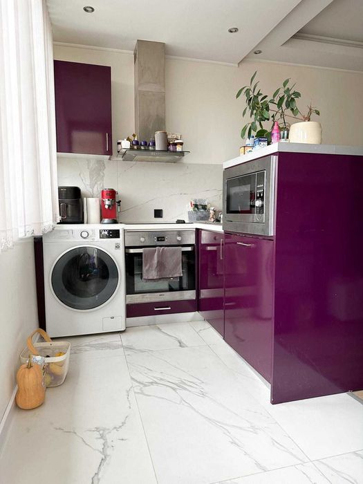 Продава се Тристаен апартамент в Пловдив, Център - 68 кв.м за 2250 €/кв.м - Снимка #2