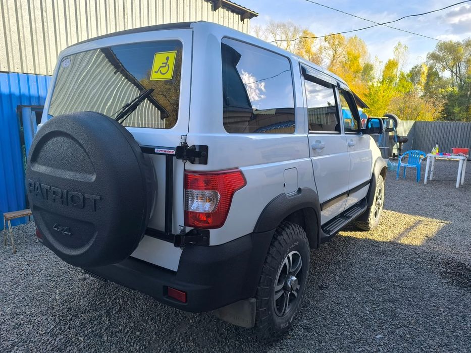Продам УАЗ Патриот.