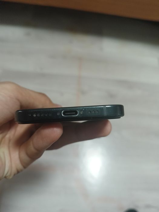 айфон 15 с гарантией