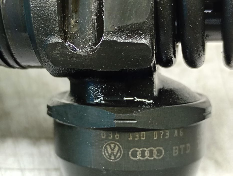 Injector Volkswagen Passat B6 (2005 - 2010) (2.0 tdi) CBBB