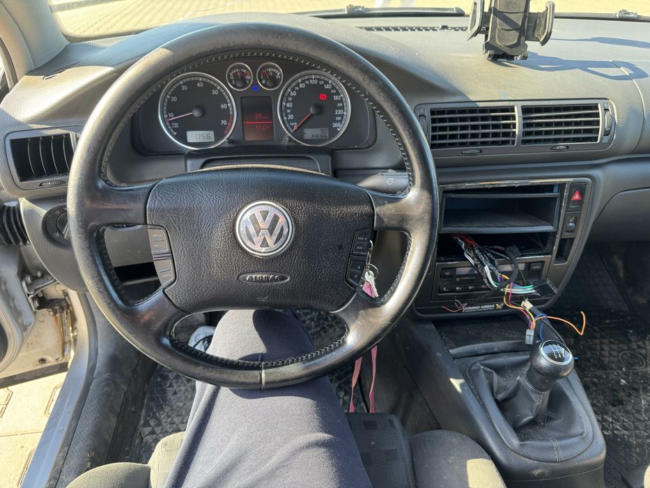 Паст Б5.5 1.8 Т бензин 2002 Г