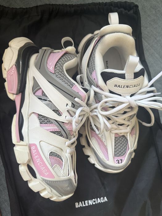 Balenciaga track pink