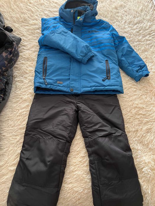 Зимний комбинезон для мальчика