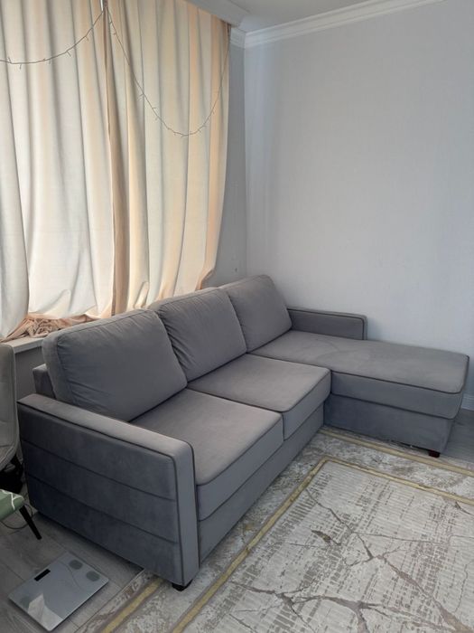 Угловой диван серый