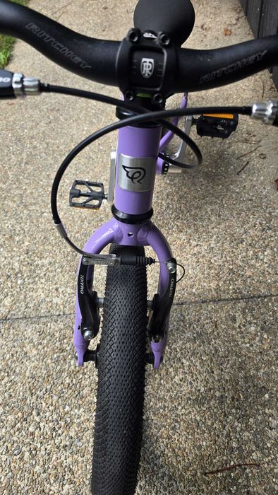 Bicicletă copii Early Rider Belter 14” Violet Haze, 5,4 kg === transmisie pe curea ===