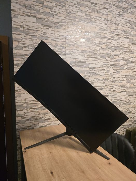 Геймърски извит монитор MSI MAG301CR2