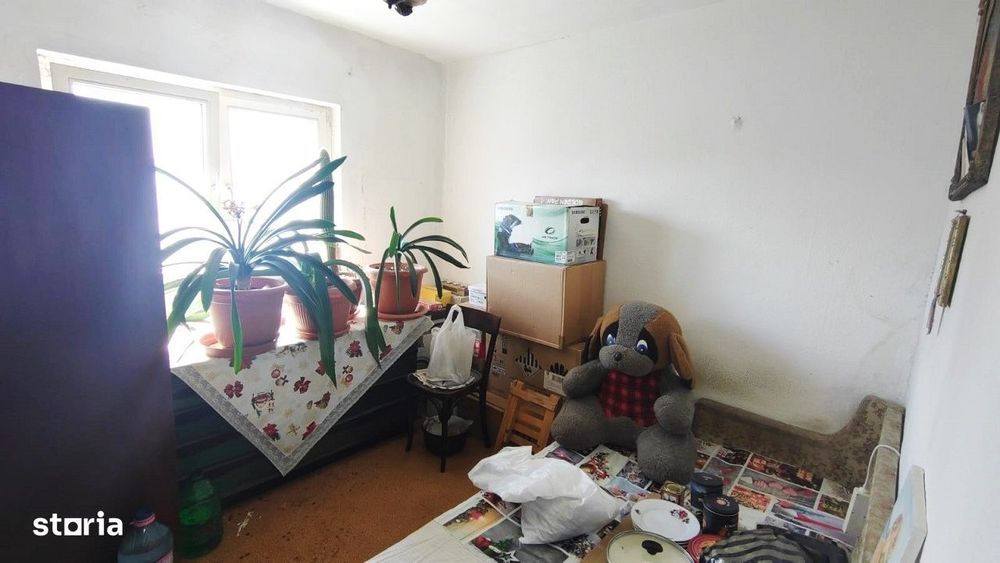 Apartament 4 camere, et.2/4, 79.8 mp, spatios, Dambul Rotund