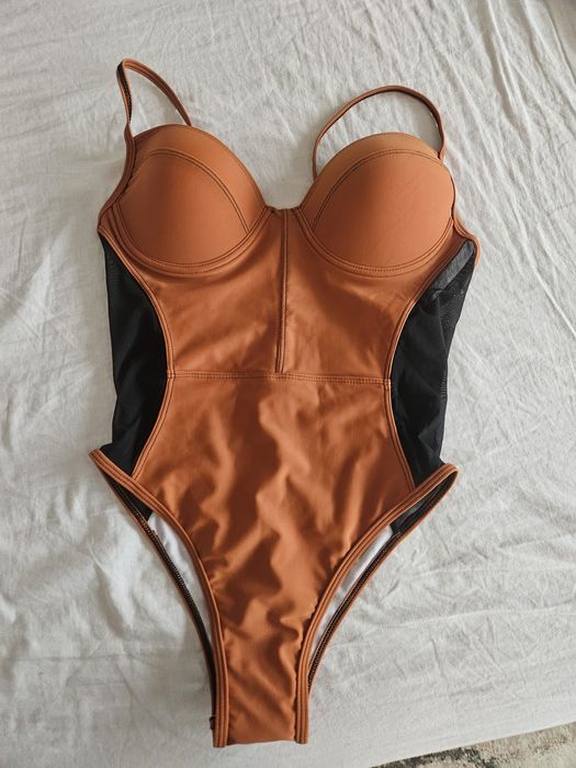 Vand costum de baie intreg, marimea S, 75B cupa