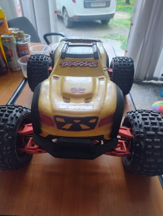 Traxxas maxx,RC,рц