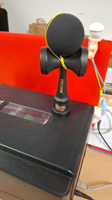 Kendama krom , kendama X