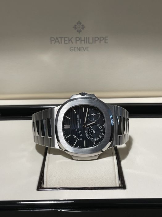 Часовник Patek Philippe Nautilus Power Reserve 5712/1A