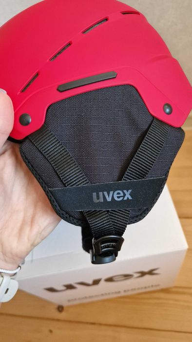 Ски каска Uvex legend