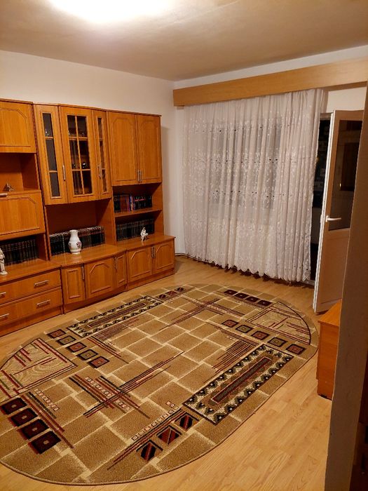 Apartament 4 camere Onesti