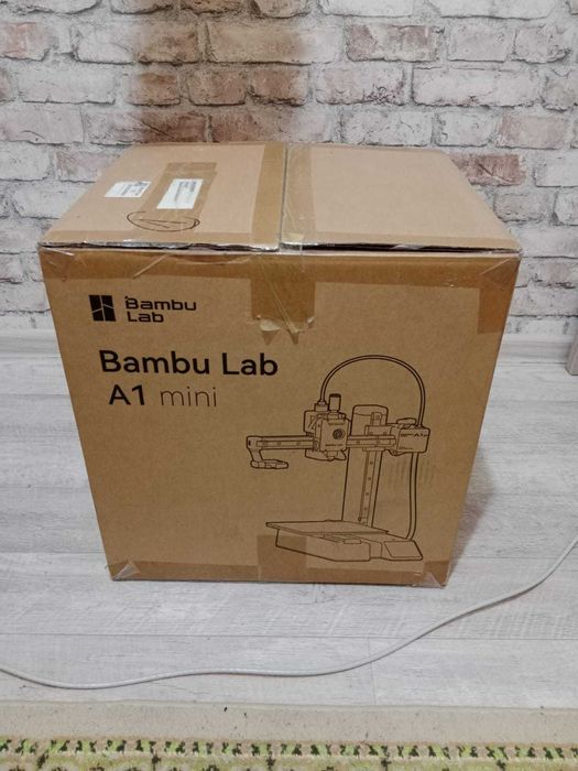Продам 3D-принтер Bambu Lab A1 mini