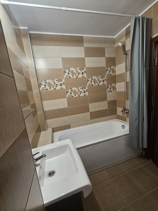 Inchiriez apartament 1 camera  capat Gheorgheni