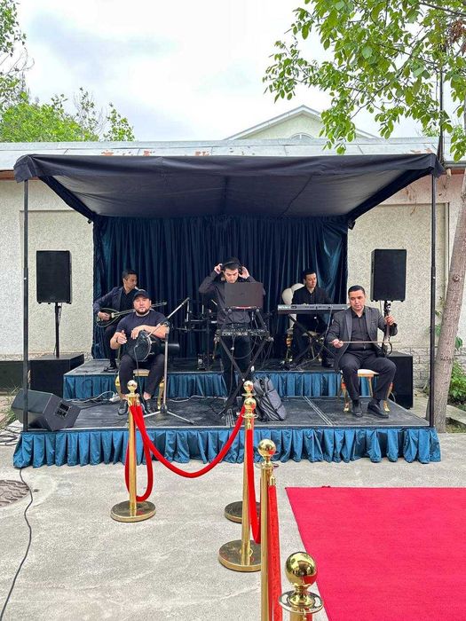 Sahna hizmati kuyov navkaz toy bazim tadbirlar uchun razmeri 4 x 3