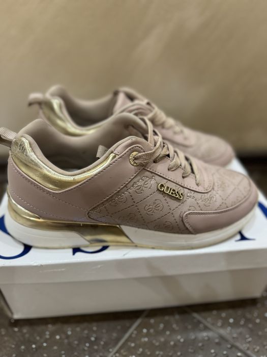 Сникърси Guess 39н.