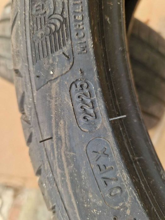 2 Michelin R18 225/40 Летни гуми  DOT2225
