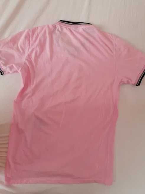 Модерна мъжка тениска