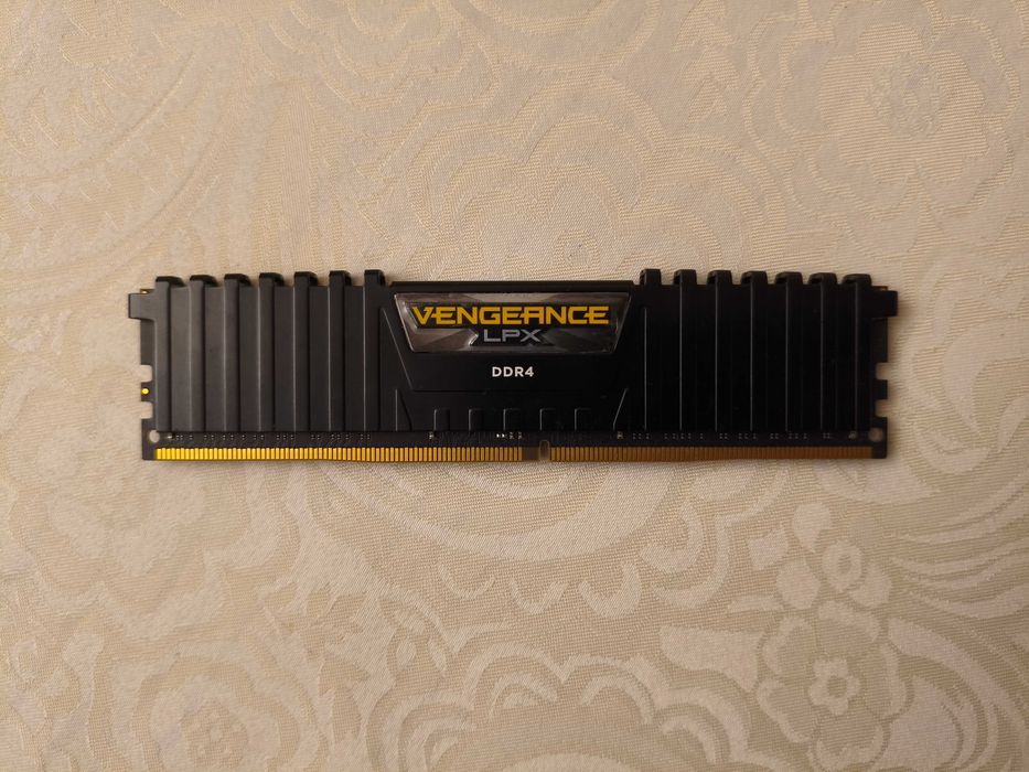 Corsair Vengeance LPX 8GB 2666MHz
