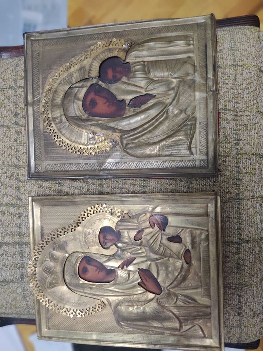 Продаются две иконы