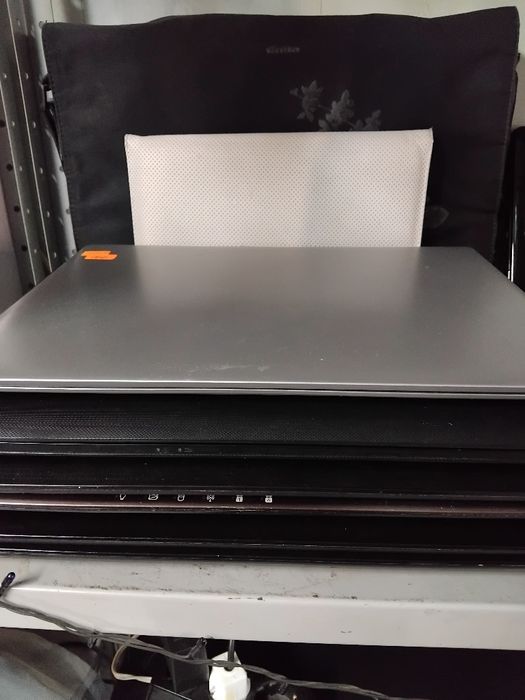 Лаптоп. Дел оригинален