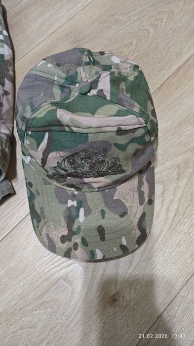 Военная форма - комуфляж, 46 размер, с кепкой