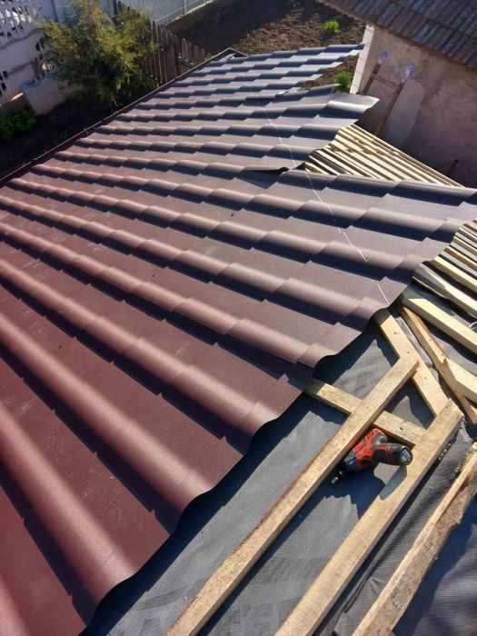 Executam acoperisuri de orice tip