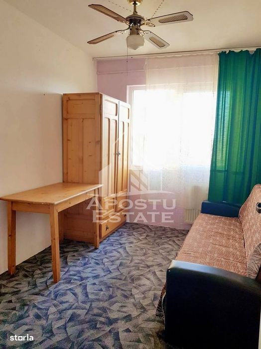 Apartament 4 camere, zona Vlaicu — fotografia 3