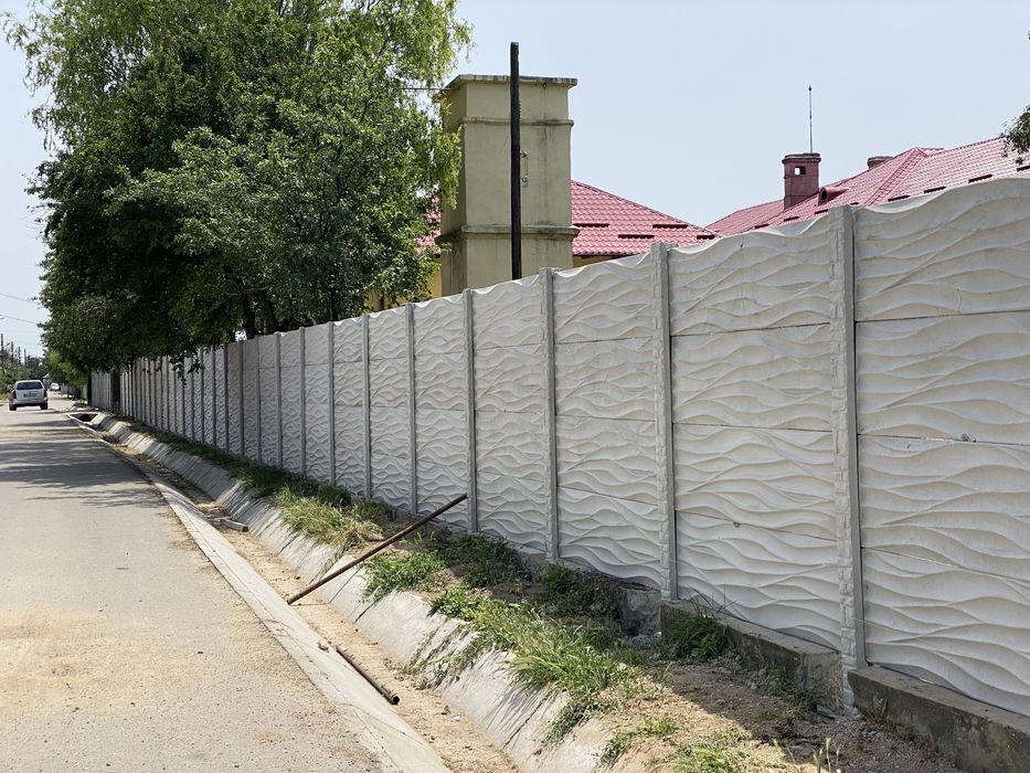 Gard din placi de beton
