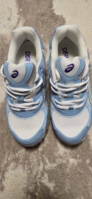 Asics gel nyc blue marimea 42 noi nepurtati fara cutie