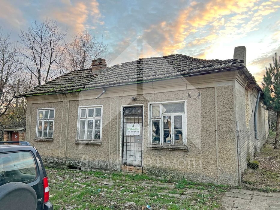 Продава се Къща в с. Мировци, Област Шумен - 89 кв.м за 32 €/кв.м - Снимка #2