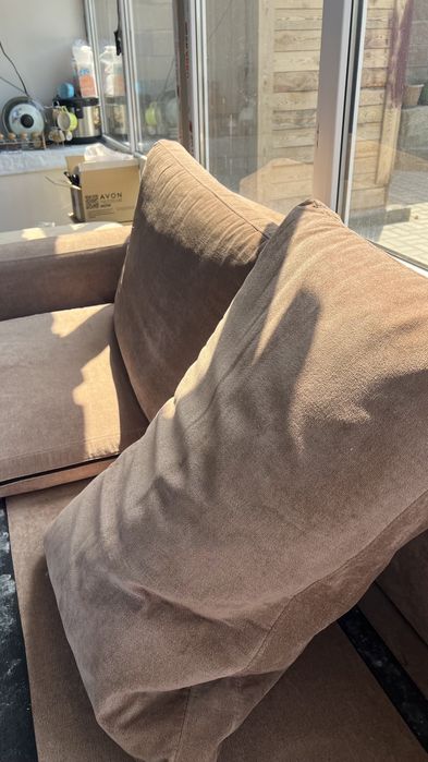 Диван раскладной продам с подушками