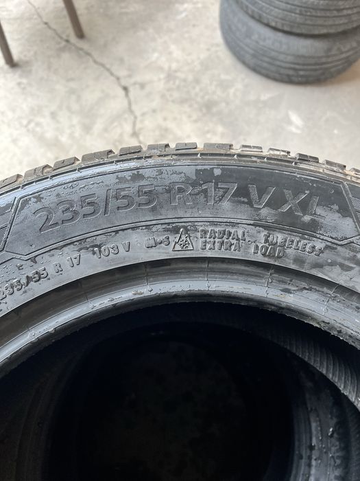 Шина сотилади срочна. Яхши холатда