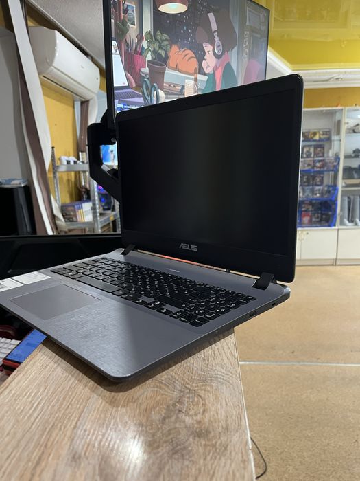 Ноутбук Asus Vivobook Intel Celeron N4000