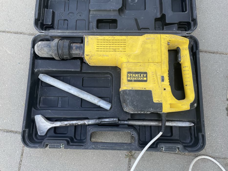 Електрически къртач STANLEY FATMAX SFMEH230K, 15J SDS-Max