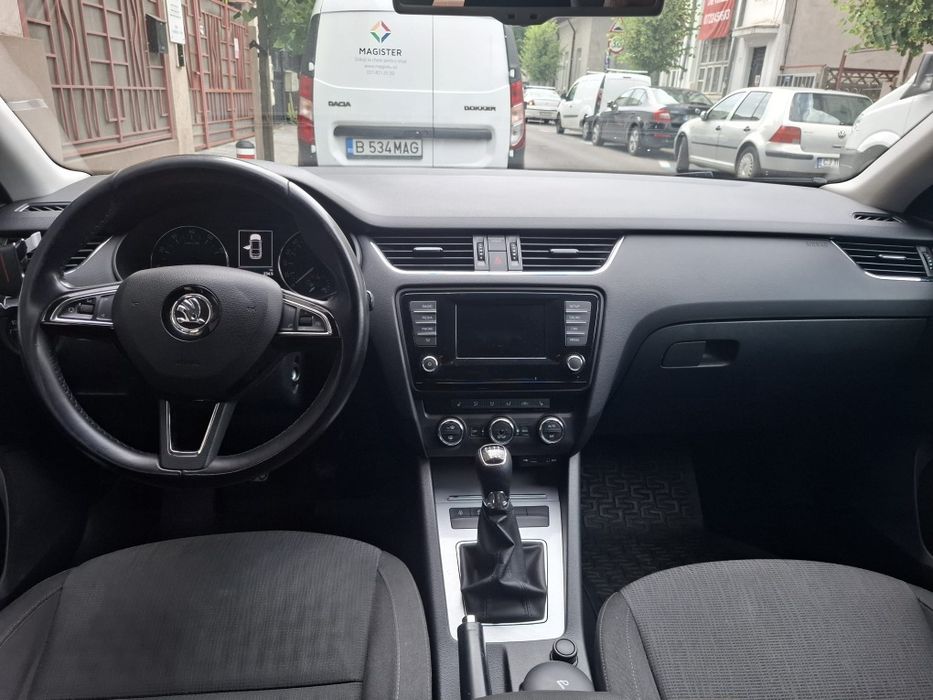 SKODA Octavia 2014 — imagine 5