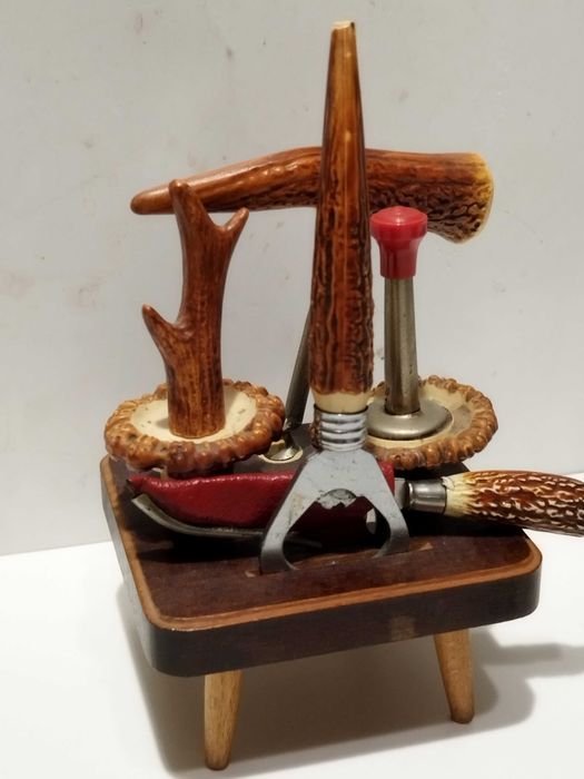 Декоративен комплект за вино