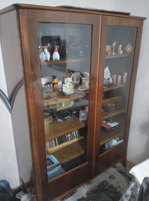 Сервант Румыния антиквариат