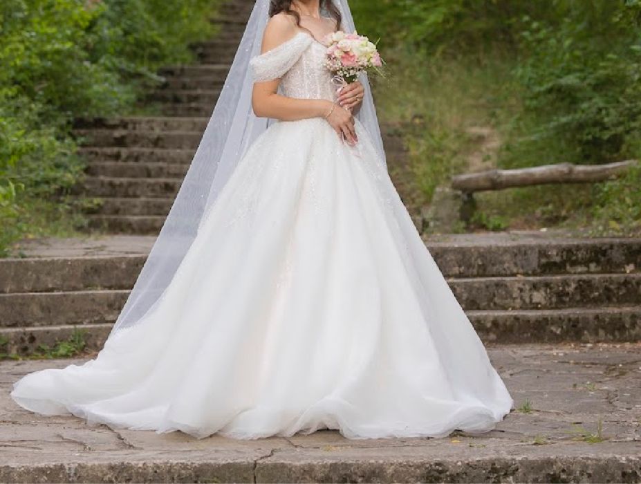 Булченска рокля подарък воал+ диадема