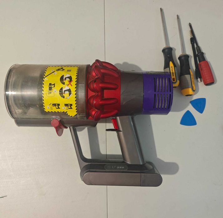 Reparatii aspiratoare, statii de calcat, espressoare, airfryer