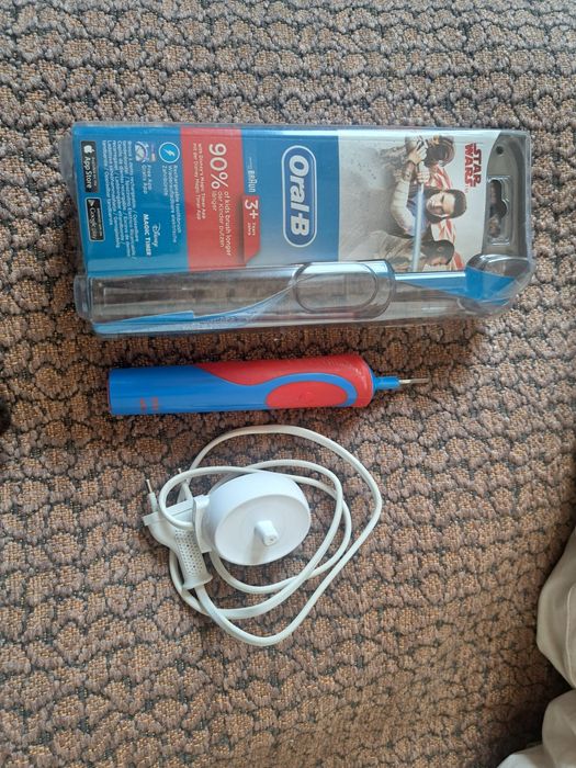 Oral-B Braun детская электрическая зубная щетка