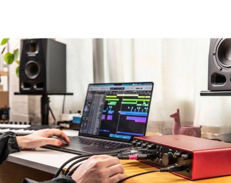 Focusrite Scarlett 18i16 аудио интерфейси (4th Generation)