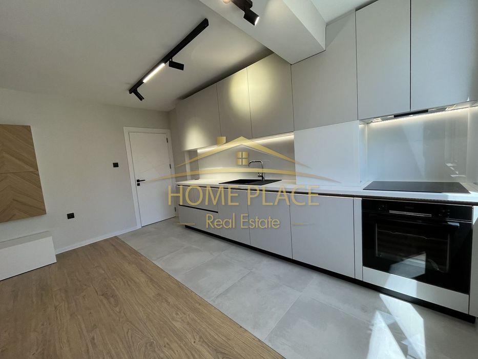 Продава се Тристаен апартамент в Варна, Лятно кино Тракия - 85 кв.м за 2177 €/кв.м - Снимка #2